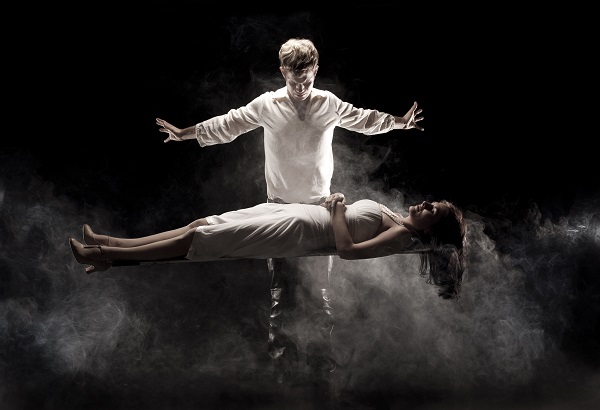 bi-an-nhung-diem-chiem-bao-6 Gíâc mơ đang bay do tiềm thức muốn thoát khỏi áp lực về công việc và trong cuộc sống