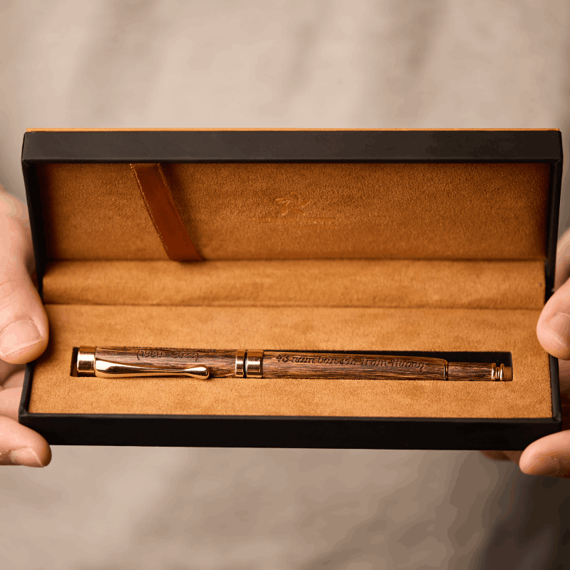 but-tram-huong-thien-moc-huong Bút trầm hương - Quà tết tặng sếp thanh lịch