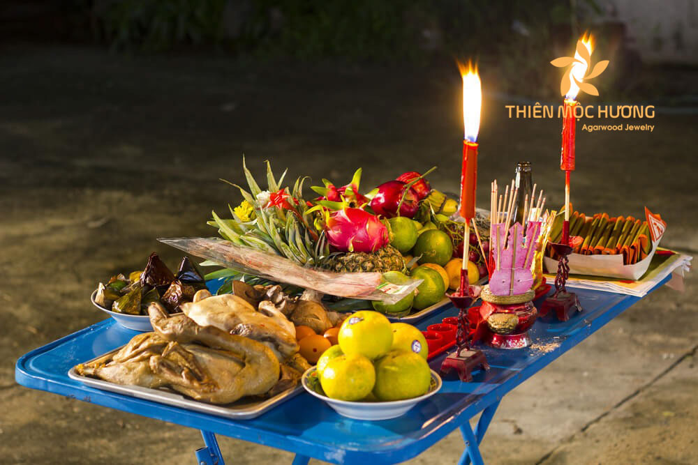 cung-co-hon-hang-thang-13 Bài văn khấn cúng cô hồn hàng tháng thường chứa những lời cầu nguyện, tri ân