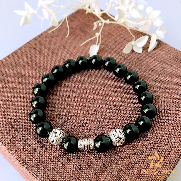 Đá mã não đen mang lại nhiều may mắn cho người sở hữu