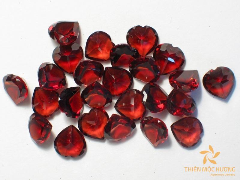 da-quy-mau-do-4 Đá Sapphire Đỏ