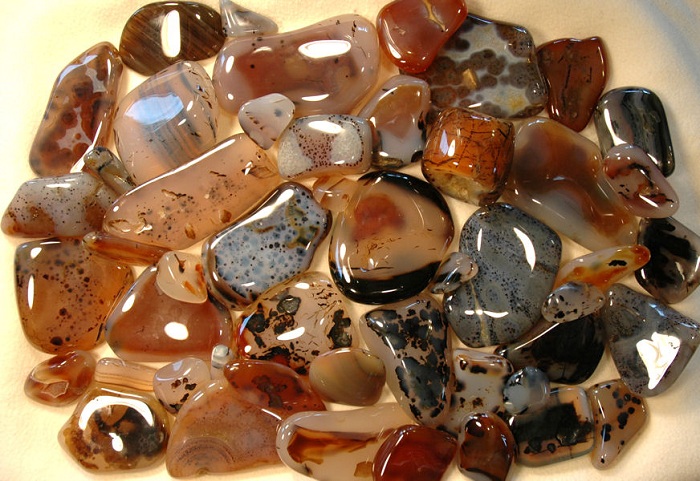 Đá phong thủy - đá quý thô