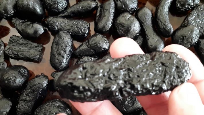 da-tectit-3-711x400-1 Đá Tectit có tên gọi khác là "đá thiên thạch"