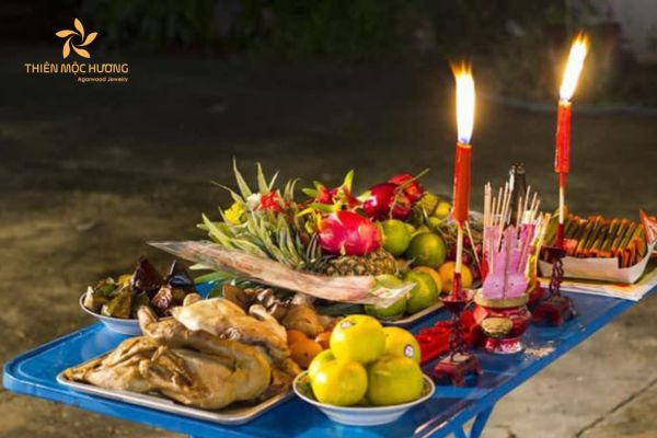 mam-cung-co-hon-thang-7-1-1 Tại sao cần chuẩn bị mâm cúng cô hồn tháng 7
