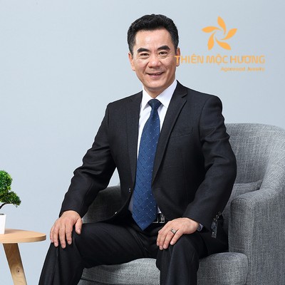 mo-thay-bo-9 mơ thấy bố mặc đồ bảnh bao