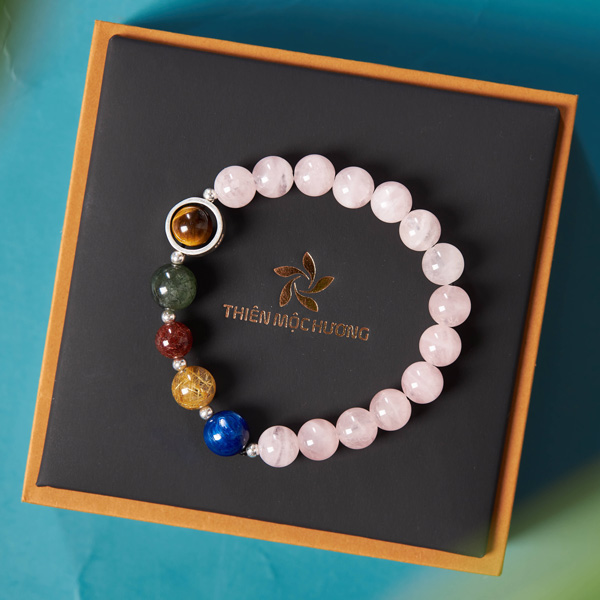 nhung-dieu-cam-ky-khi-deo-vong-phong-thuy-1 Những điều cấm kỵ khi đeo vòng phong thủy bạn nên biết