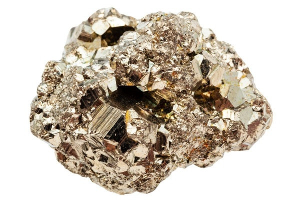 pyrite-la-gi-2 Trong tiếng Hy Lạp, cái tên Pyrite xuất phát từ “Pyr” có nghĩa là lửa