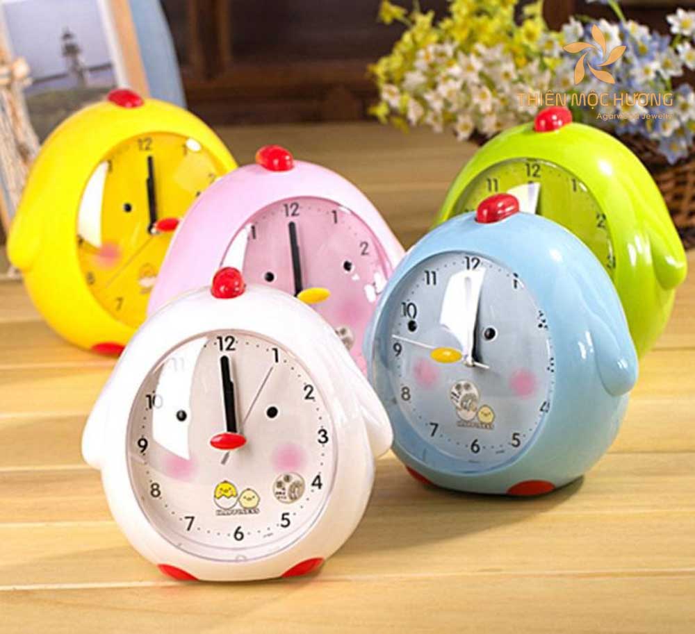 Quà Noel cho con trai 10 tuổi là đồng hồ báo thức