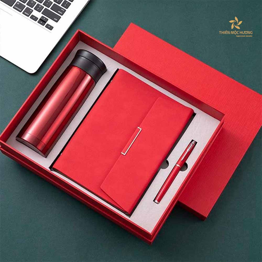 Set quà tặng khách hàng dịp Tết