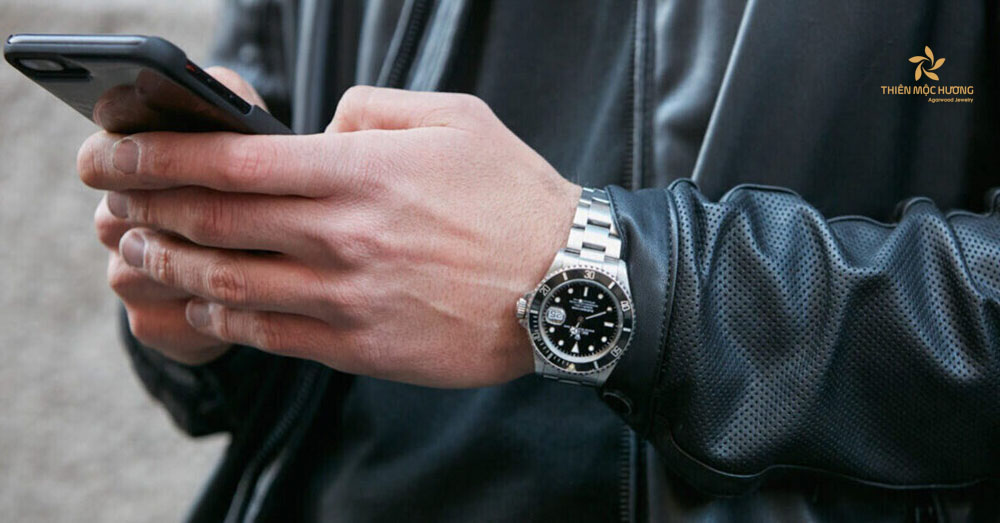 Đồng hồ đeo tay là món Quà Tết