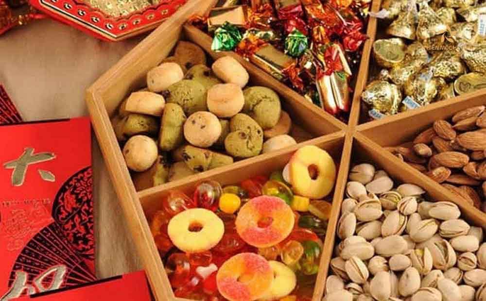 Bánh kẹo, mứt, và hạt dưa