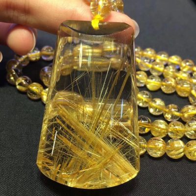 thach-anh-toc-vang-gia-4-400x400-1 Khách hàng nên cân nhắc nhu cầu và túi tiền khi mua thạch anh tóc vàng