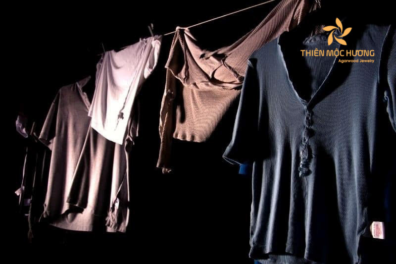 thang-co-hon-ba-bau-nen-kieng-gi-4 Mẹ bầu nên kiêng phơi quần áo ban đêm, tránh âm khí