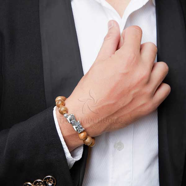 Vòng tay Trầm Hương Tỳ Hưu Thiên Mộc Hương