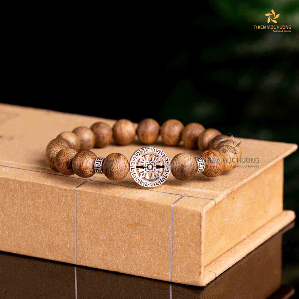 vong-go-banh-xe-phap-luan Vòng Tay gỗ Trầm Hương Bánh Xe Pháp Luân