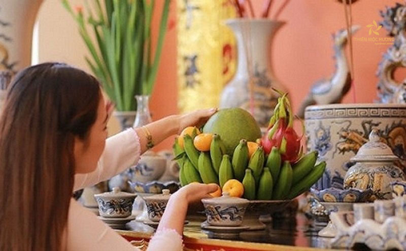 Bài văn khấn gia tiên ngày mùng 1 Tết