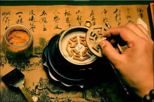 Bột trầm hương mua ở đâu tại TPHCM