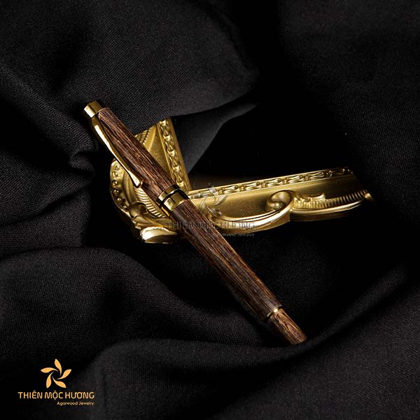 Bút trầm hương - Quà tặng cho cô giáo sang trọng