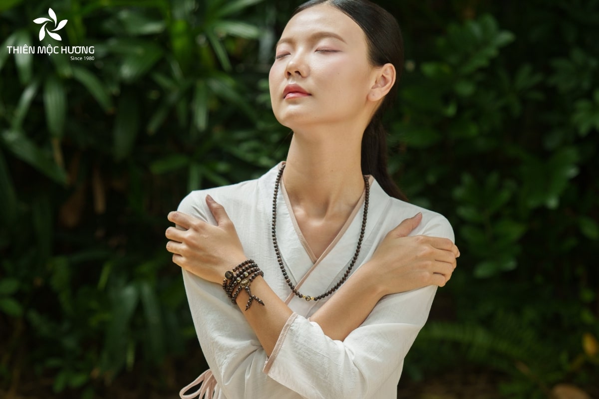 cac-loai-tram-03 Hương trầm giúp cân bằng cảm xúc, thu hút vận may và hóa giải năng lượng tiêu cực trong cuộc sống hàng ngày