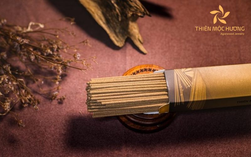 đóng gói nhang trầm