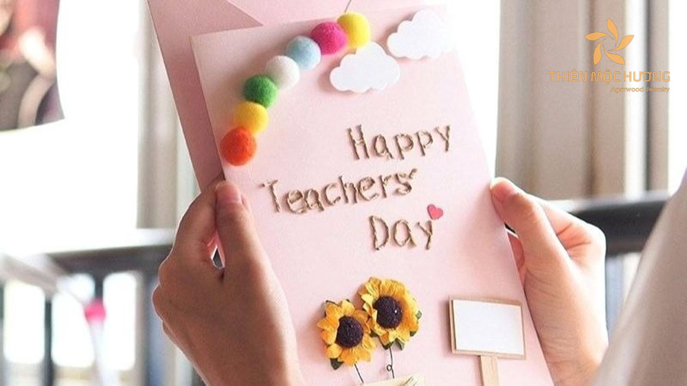 cach-lam-thiep-20-thang-11-4 Cách làm thiệp 20 tháng 11 đơn giản - Từ giấy A4