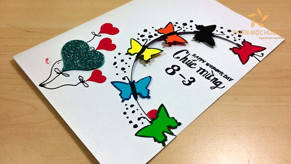 Tặng thiệp 8/3 có ý nghĩa như thế nào?