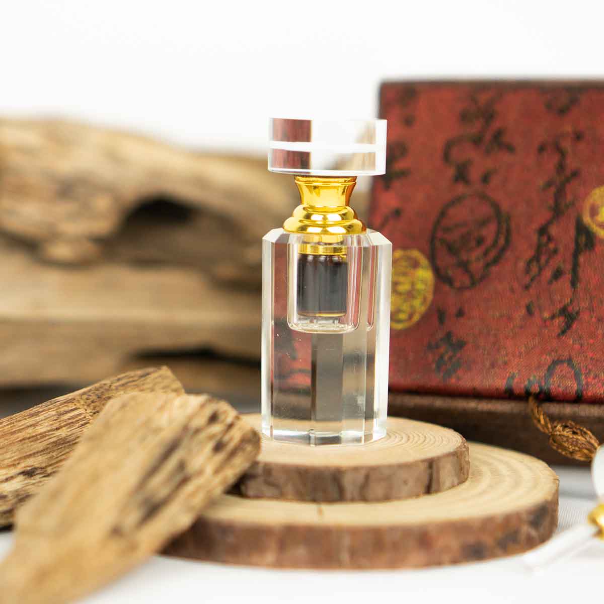 nguyên liệu làm tinh dầu trầm hương