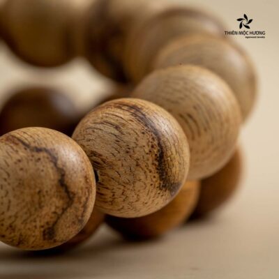 Cận cảnh hạt trầm hương indo vân hoa