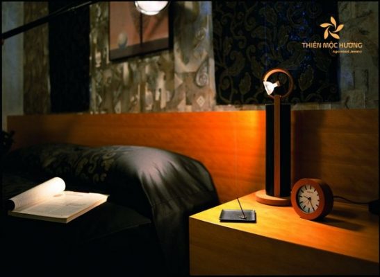 co-nen-dot-tram-huong-trong-phong-ngu-547x400-1 Có nên đốt trầm hương trong phòng ngủ?