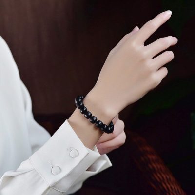 Ý nghĩa của vòng tay phong thủy đá Onyx đen