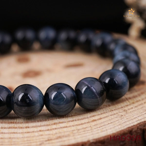 mệnh thủy nên đeo đá màu gì Đá Mắt Hổ Xanh Đen