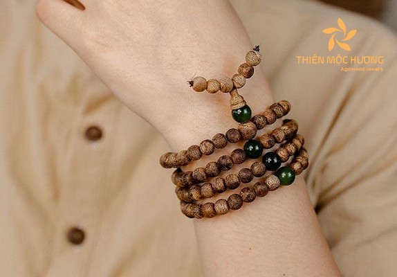 đeo trầm hương bị dị ứng