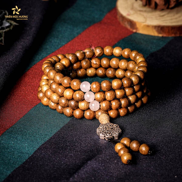 deo-vong-3-chiec-co-tot-khong-12