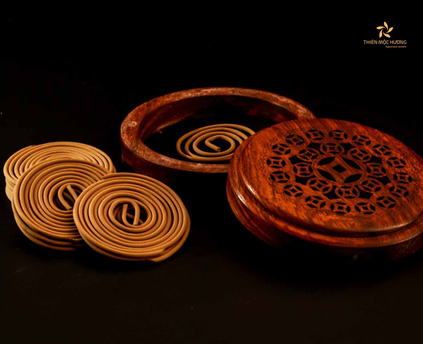 dung-cu-dot-tram-huong-1-1 Hộp đốt trầm khoanh