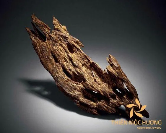 go-tram-huong-jpg mùi hương trầm