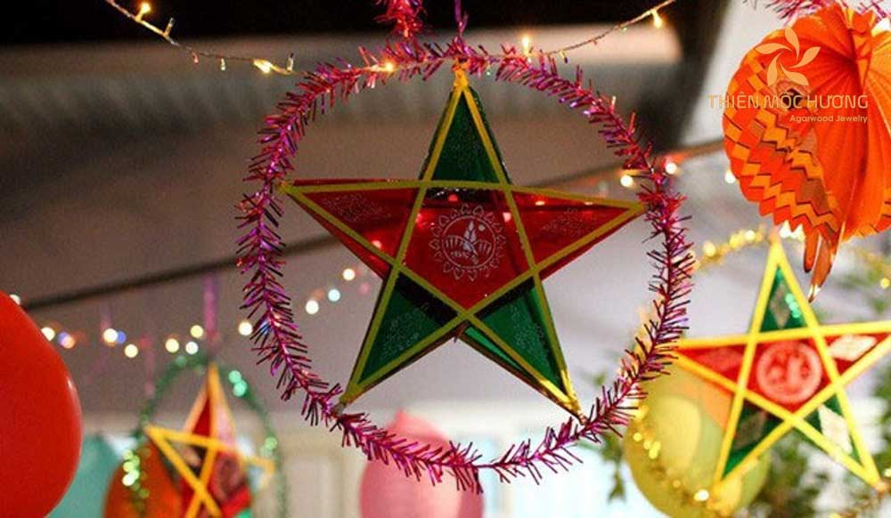 Hình ảnh chiếc đèn ông sao truyền thống