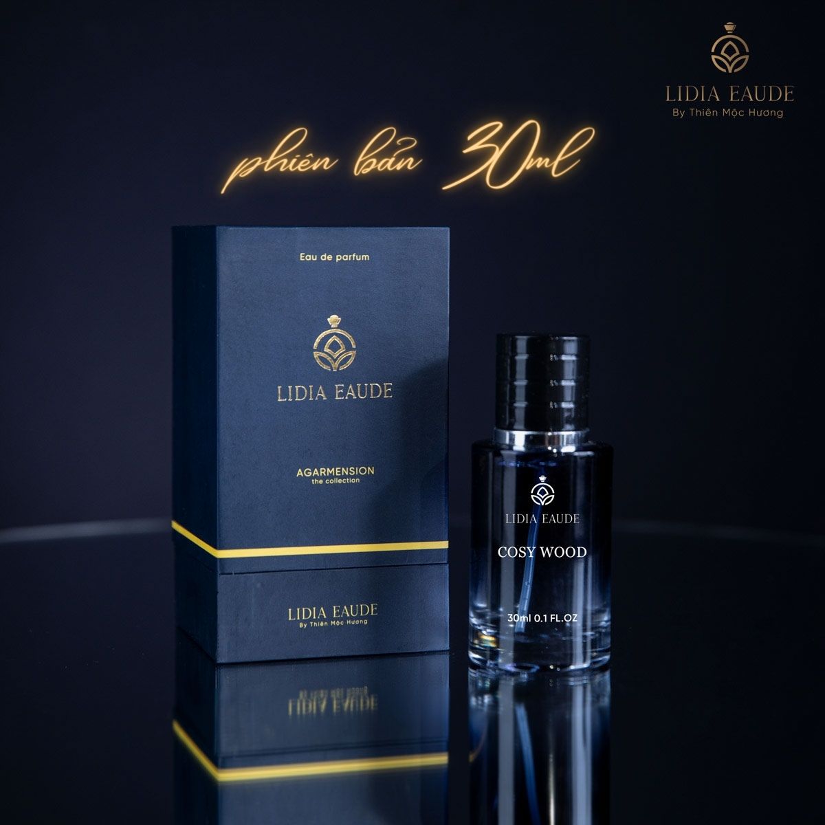 hình mở hộp nước hoa trầm hương