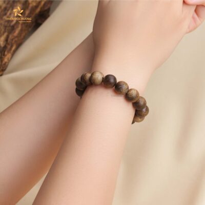 Vòng Tay gỗ Trầm Hương Tròn Đơn - Trầm Hương Philip VIP