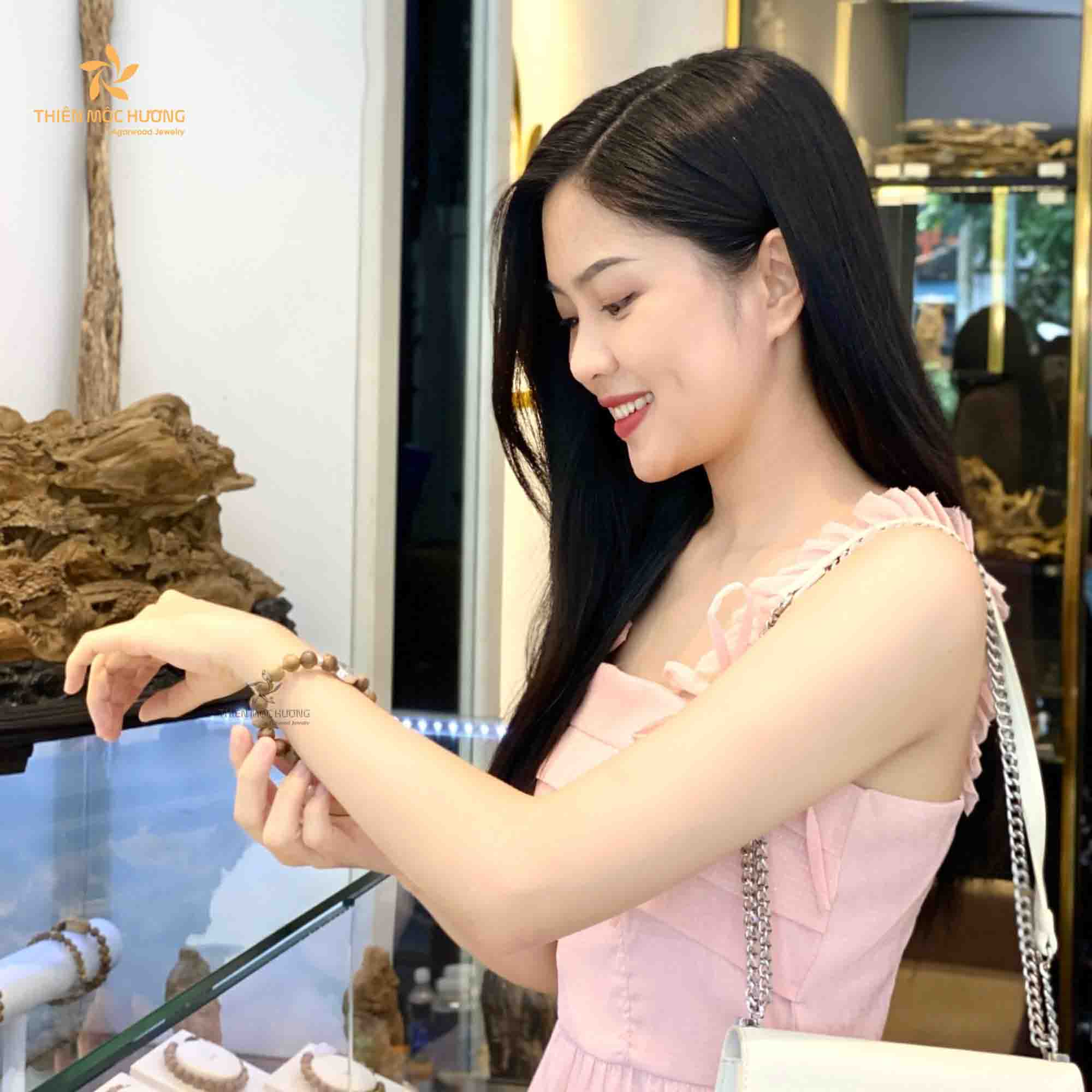 Lưu ý khi đeo vòng trầm