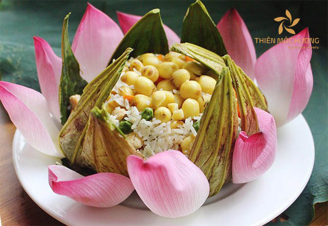 le-phat-giao-4 Ngày lễ Phật Đản nên làm gì? - Ăn chay và niệm Phật là một hoạt động rất phổ biến