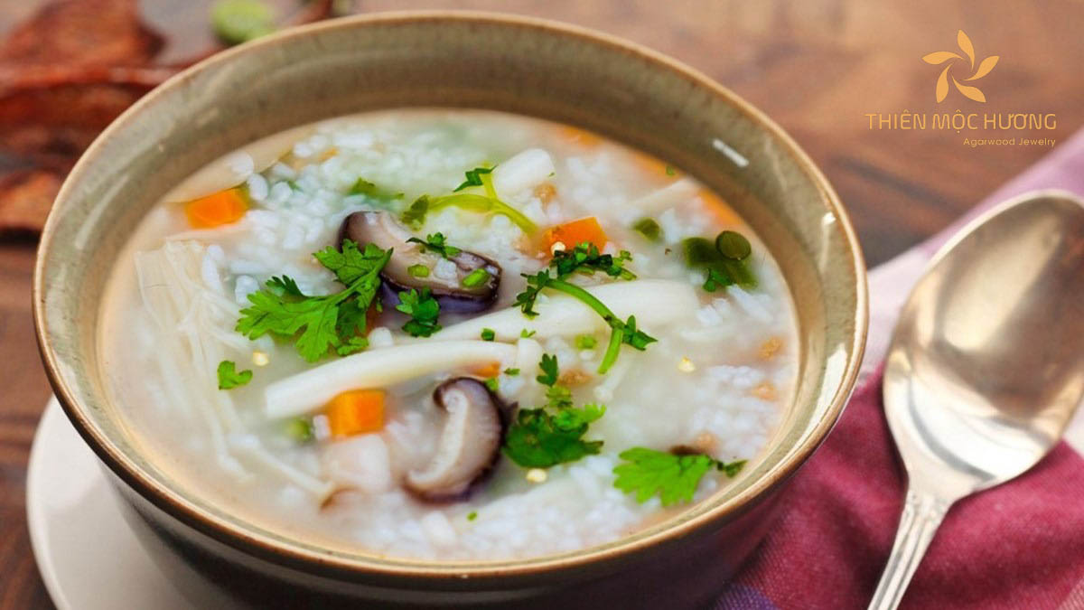 Món ăn cháo thập cẩm trong ngày lễ vu lan báo hiếu