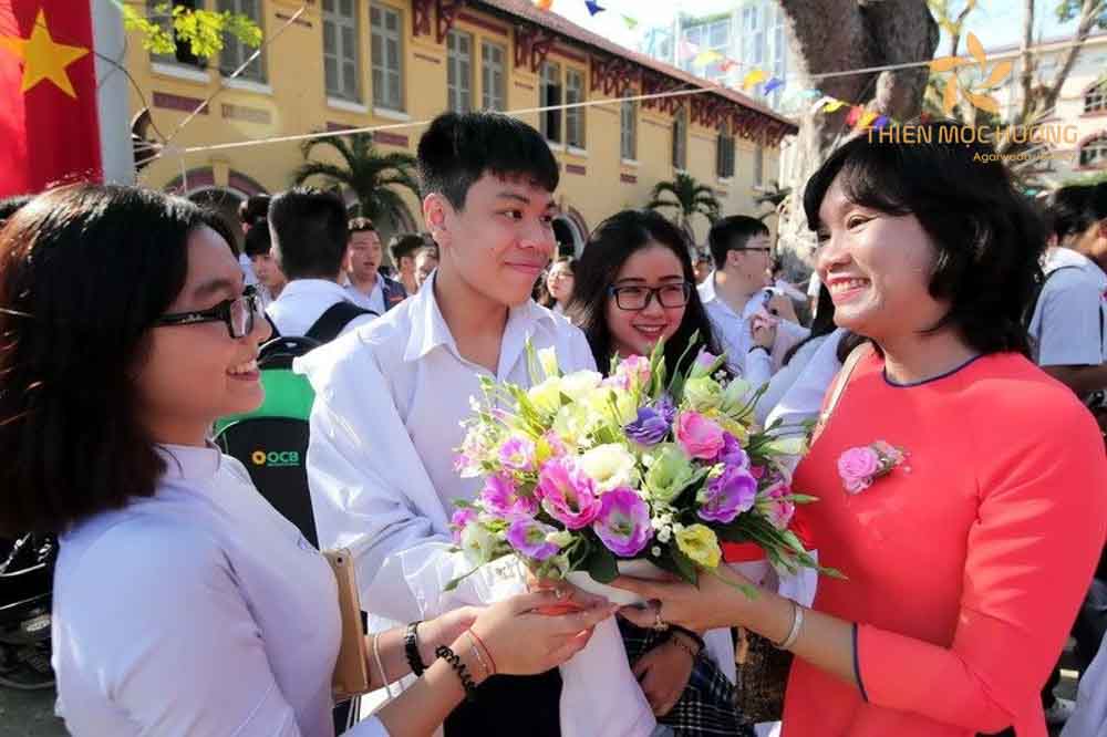 Lời chúc 20/10 cho cô giáo cũ