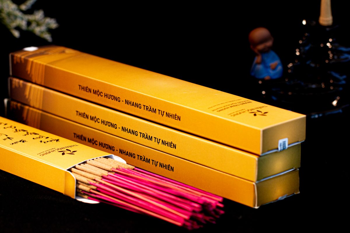 Nhang sạch là gì? Các loại nhang sạch tốt nhất trên thị trường nhang trầm hương