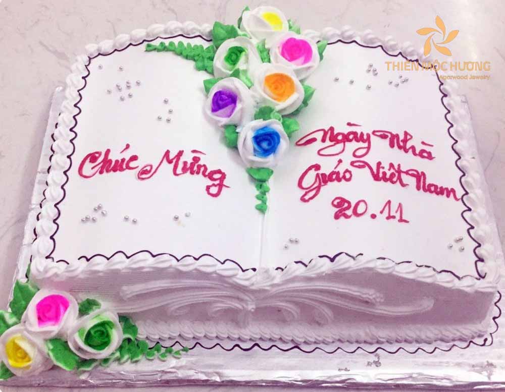 qua-20-11-tang-thay-giao-23 Một chiếc bánh kem sẽ làm ngày 20/11 của thầy được trọn vẹn