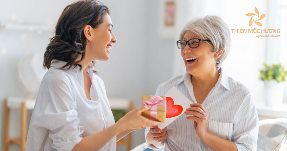 Chỉ cần những lời chúc ý nghĩa trong ngày 20/10 đã là điều đáng trân quý