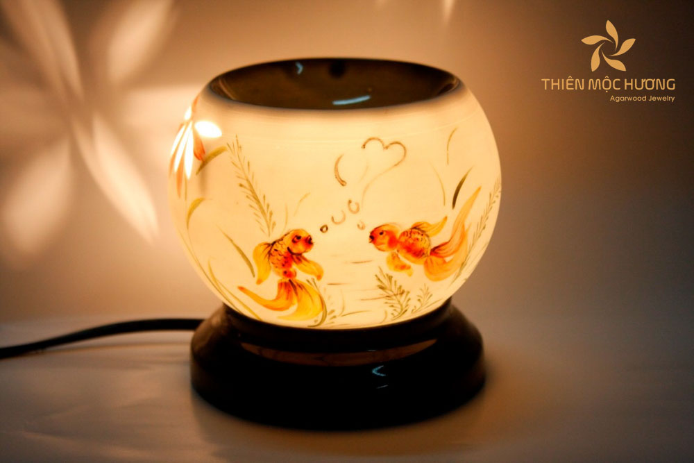 Quà tặng 20/11 cho cô giáo là đèn xông tinh dầu