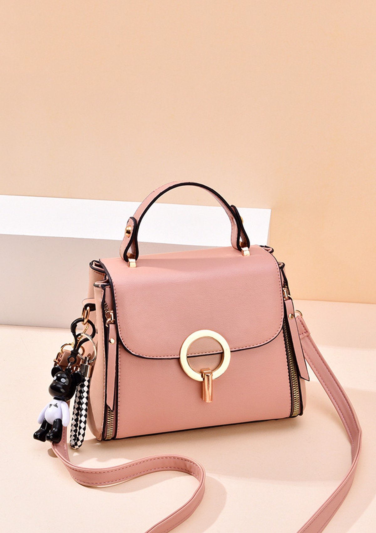 túi xách tặng 8/3 Quà tặng mẹ 8/3 là một chiếc túi xách xinh yêu sẽ thay bạn gửi đến mẹ, đến vợ những lời yêu thương chân thành nhất