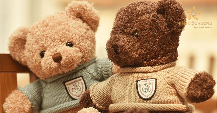 Quà tặng bạn gái mới quen là gấu bông dễ thương