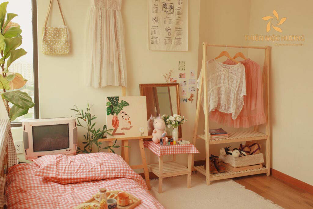 Với món quà tặng bé gái 8 tuổi đồ vật trang trí phòng giúp bé bộc lộ sự sáng tạo với không gian sống của mình