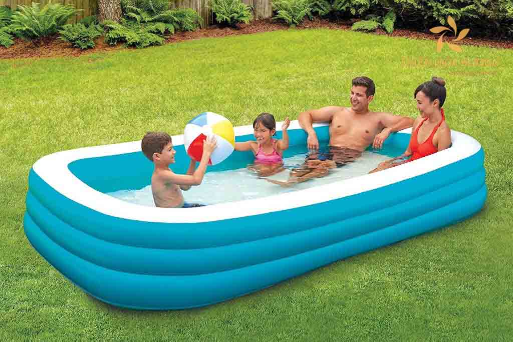 Tận hưởng làn nước mát khi mua quà tặng cho bé trai 7 tuổi - 8 tuổi là bể bơi bơm hơi